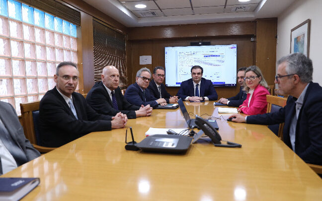 Υπουργός Εθνικής Οικονομίας και ΟικονομικώνΚυρ. Πιερρακάκης στον Οργανισμό Διαχείρισης Δημοσίου Χρέους