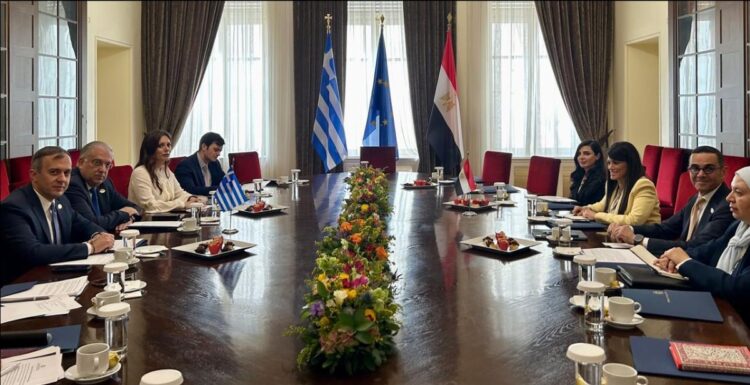 Υπουργός Ανάπτυξης Τ. Θεοδωρικάκος Υπουργός Ανάπτυξης Τ. Θεοδωρικάκος