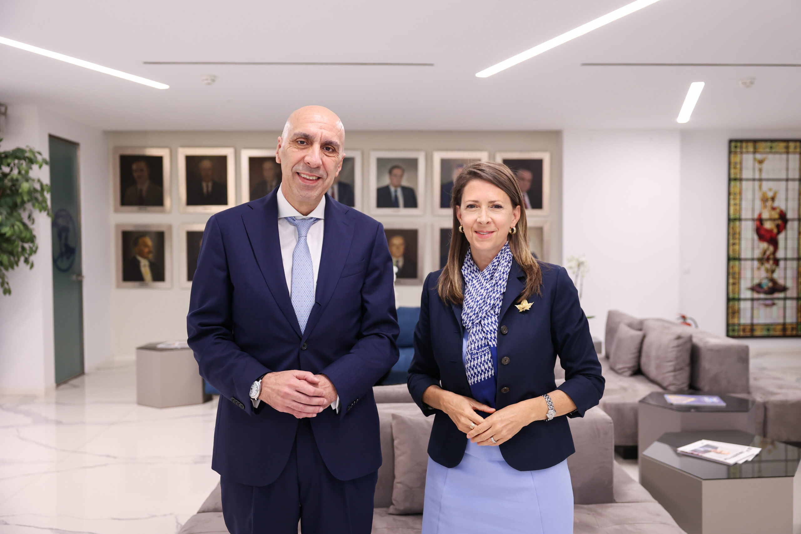 Συνάντηση του Προέδρου του ΕΒΕΑ με την Πρέσβη του Καναδά στην Ελλάδα