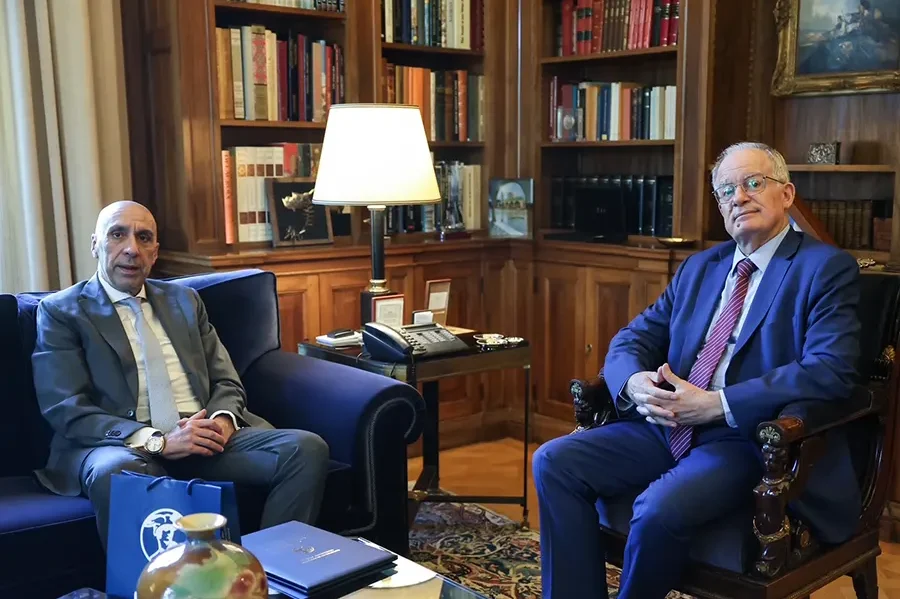 Συνάντηση του Προέδρου του ΕΒΕΑ, Γιάννη Μπρατάκου, με τον Πρόεδρο της Δημοκρατίας, Κωνσταντίνο Τασούλα