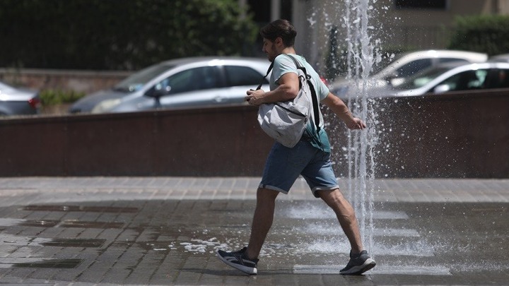 Έκτακτα μέτρα ενόψει καύσωνα Έκτακτα μέτρα ενόψει καύσωνα