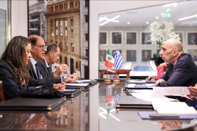 Γιάννης Μπρατάκος