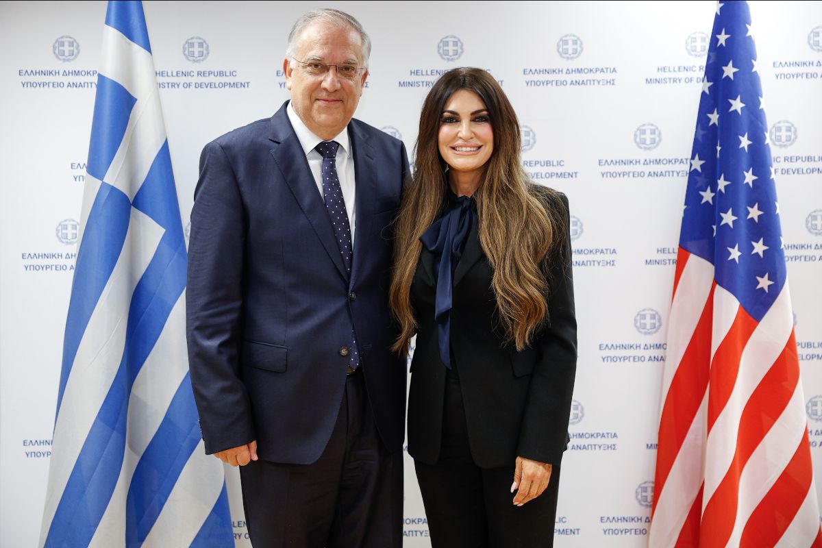 Τάκης Θεοδωρικάκος - Αμερικανίδα Πρέσβη κα Γκιλφόιλ