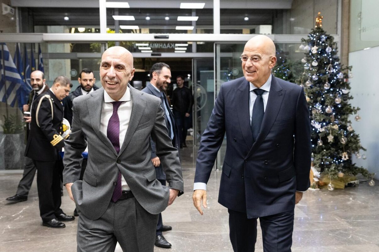 Συνεδρίαση Δ.Σ. του ΕΒΕΑ με τη συμμετοχή του Υπουργού Εθνικής Άμυνας, κ. Νίκου Δένδια