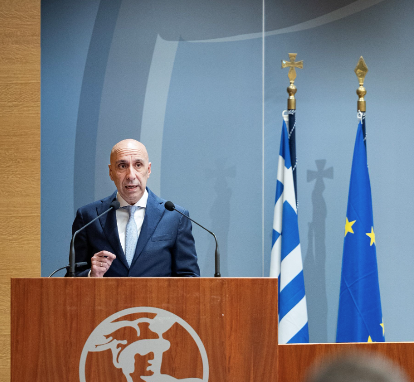 Γιάννης Μπρατάκος