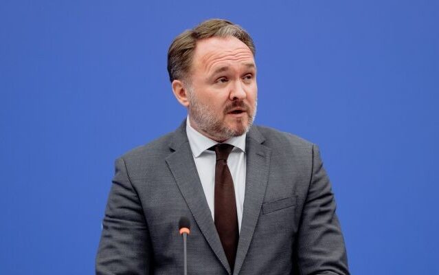 ο επίτροπος Ενέργειας της Ευρωπαϊκής Ένωσης Νταν Γιόργκενσεν