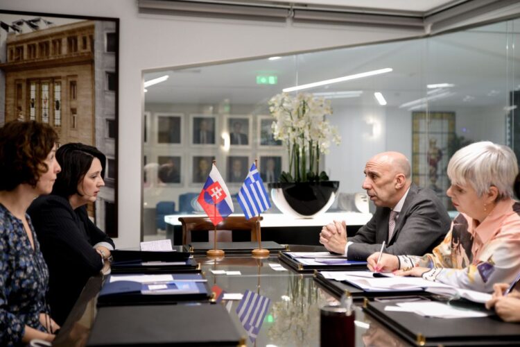 Γιάννης Μπρατάκος