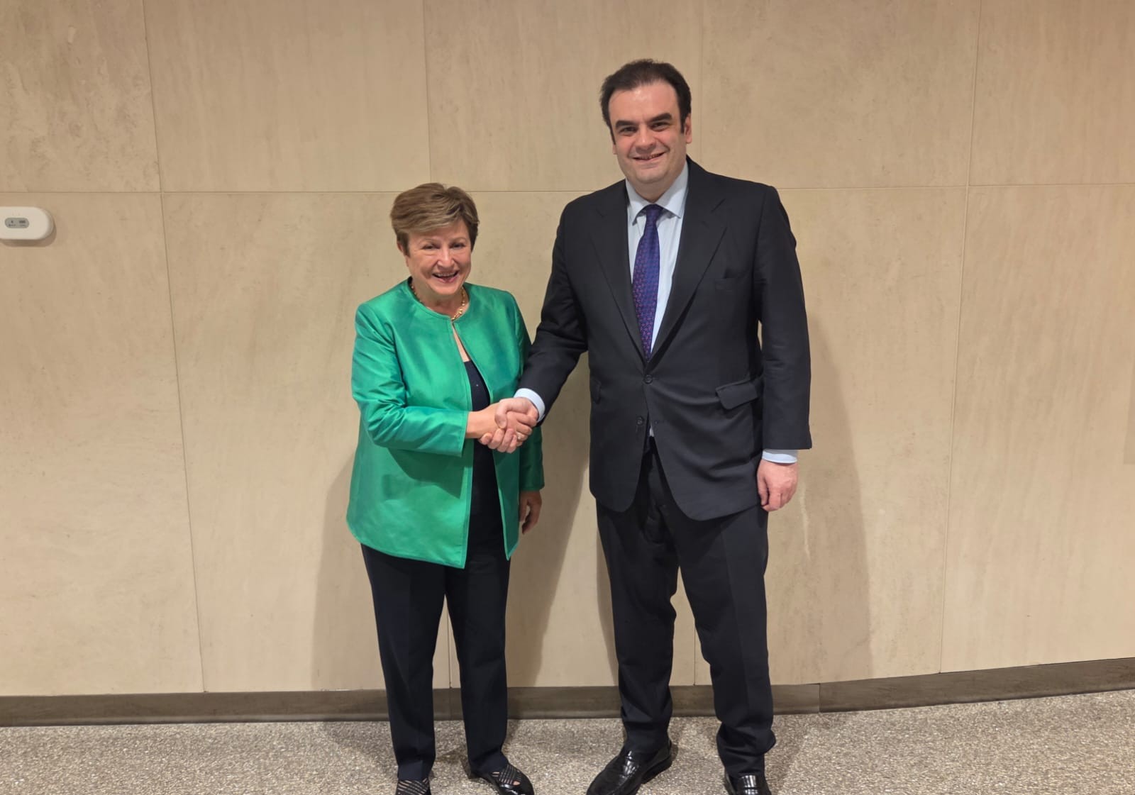 Προέδρου του Eurogroup Κυριάκου Πιερρακάκη με τη Γενική Διευθύντρια του ΔΝΤ