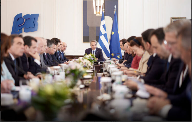 Κυρ. Μητσοτάκης