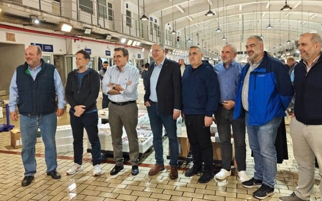 Πρόγραμμα 16 εκατ. ευρώ για την αλιεία ανακοίνωσε από την Ιχθυόσκαλα ο Μ. Σχοινάς