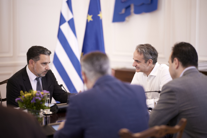 Κυρ. Μητσοτάκης-Amazon