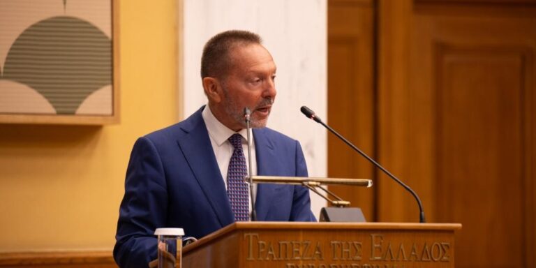 Γιάννης Στουρνάρας σε Scope