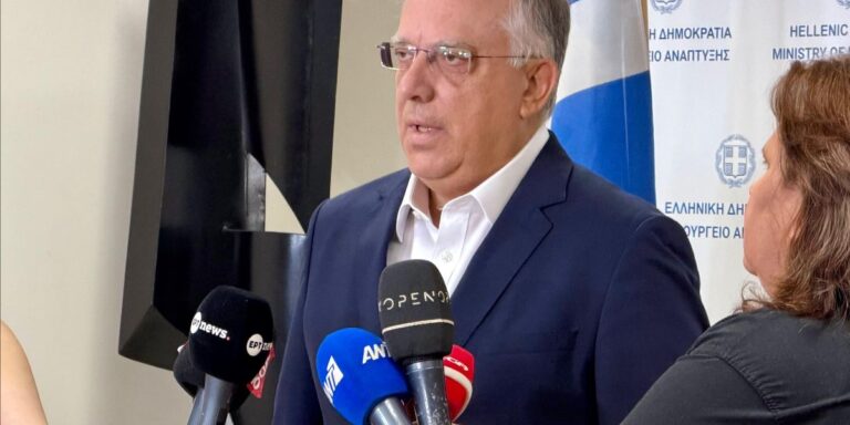 Τάκης Θεοδωρικάκος