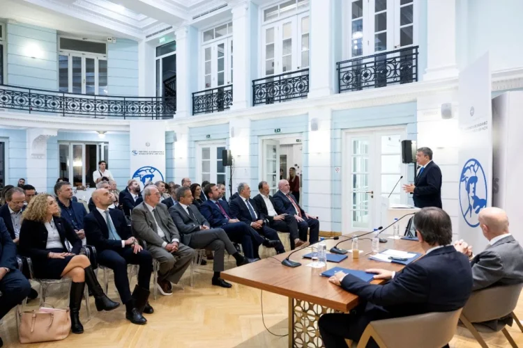 Giannis mpratakos to epomeno stoichima einai na metatrepsoyme ti dynamiki tis oikonomias se ischyroteres ellinikes epicheiriseis