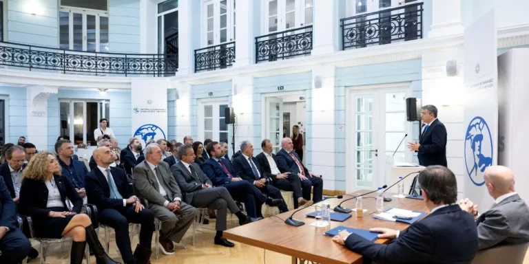 Giannis mpratakos to epomeno stoichima einai na metatrepsoyme ti dynamiki tis oikonomias se ischyroteres ellinikes epicheiriseis